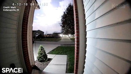 Brilliant Fireball Lights Up Skies Over Indiana