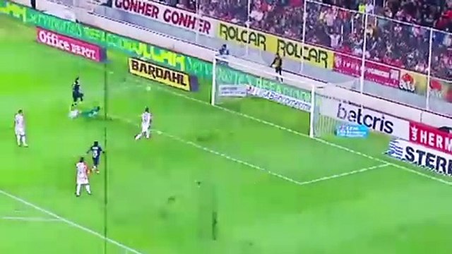 Rompiendo las redes: Rayados y Tigres