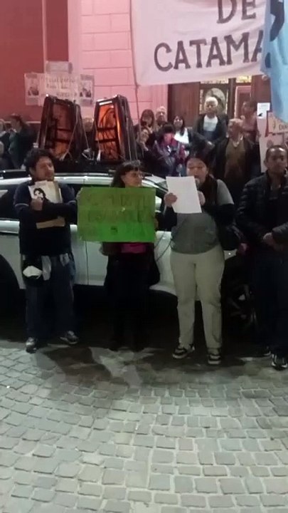 Docentes Desempleados se manifestaron exigiendo soluciones