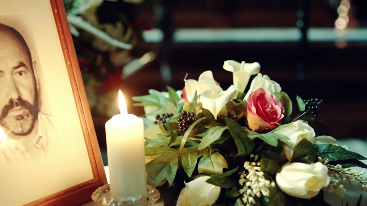 Der Rote Blau | show | 1971| S1 | Official Trailer