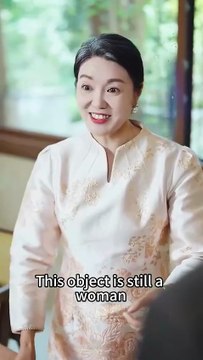 In her past life, she fought her rich husband to escape the marriage—only for him to die protecting her; reborn, she clings to him with love and kisses, vowing never to let go.