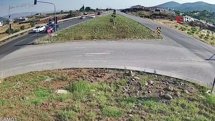 Kırmızı ışık ihlali kazaya neden oldu! O anlar böyle görüntülendi!