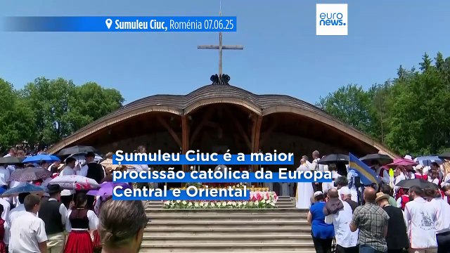 Milhares de peregrinos chegam a Șumuleu Ciuc, na Roménia, para o dia do Pentecostes