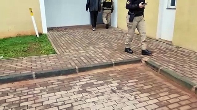 Homem é detido após agredir namorada em festa no Bairro Cascavel Velho