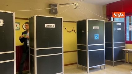 Referendum 8 e 9 giugno, Riccardo Magi (+Europa) vota nel suo seggio a Roma