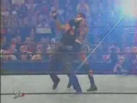 The Undertaker vs Randy Orton Wrestlemania 21 (2/2)