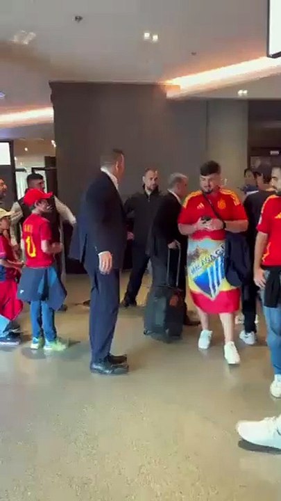 Joan Laporta llega a Múnich para animar a los jugadores del Barça convocados con España