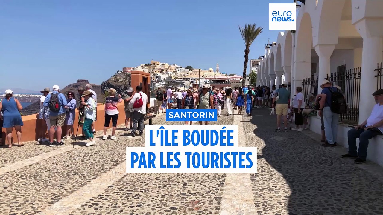 Santorin : la plus célèbre des îles grecques désertée par les touristes