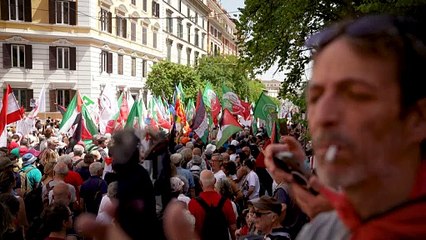 Thousands march in Rome to demand ceasefire and end of war in Gaza