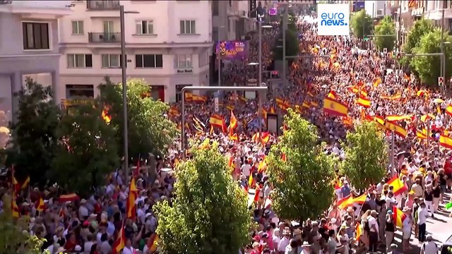 Μαδρίτη: Μεγάλη διαδήλωση κατά του Πέδρο Σάντσεθ-Η αντιπολίτευση τον κατηγορεί για διαφθορά