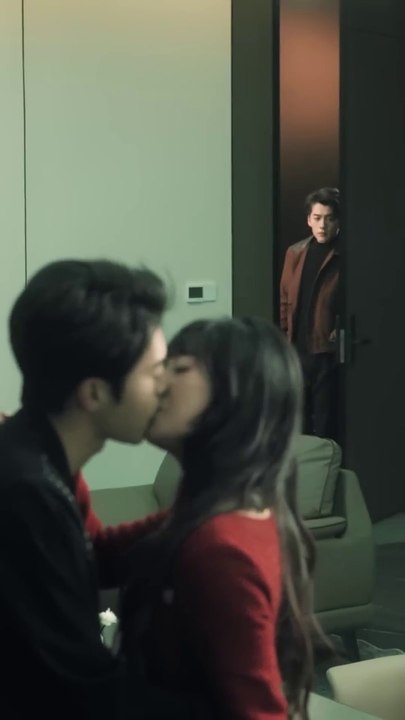 [MultiSub] My CEO's Wife is Cheating on Me with Her Male Secretary