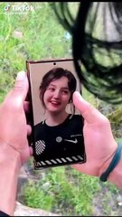 Sana Yousaf kay liay yeh kon hai jo Ro raha hai