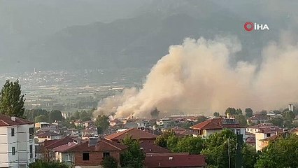 Tokat’ta tuğla fabrikasında çıkan yangında dumanlar gökyüzünü kapladı