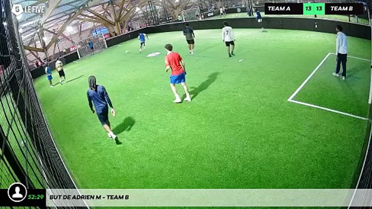 But de Adrien M - Team B