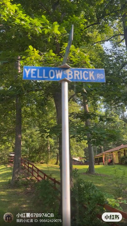 Yellow brick road to OZ