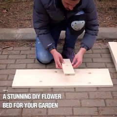 A Stunning DIY Flower Bed for Your Garden!🌼