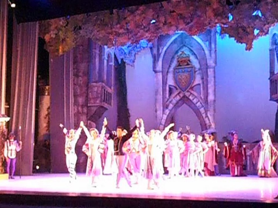 EL LAGO DE LOS CISNES BALLET MUNICIPAL DE ASUNCIÓN FUNCION 2025 PARTE 1