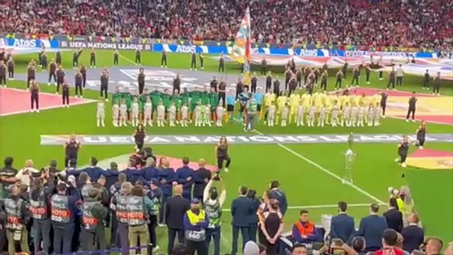 Golo de Ronaldo - Portugal x Espanha 2-2 - Melhores Momentos e Todos os Golos - Final da Liga das Nações 2025 Ronaldo Goal - Portugal vs Spain 2-2 - Highlights & All Goals - Nations League Final 2025