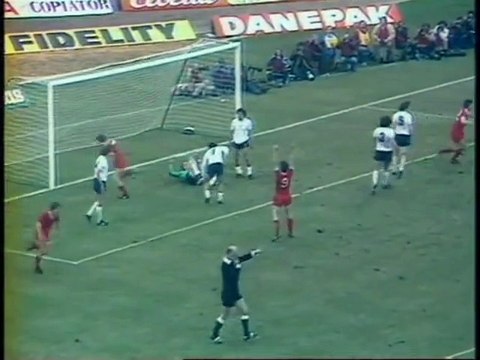 LIVERPOOL - TOTTENHAM - 1982 - SAISON 1981/1982 -