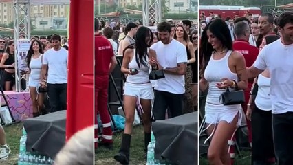 Stefano De Martino mano nella mano con Gilda Ambrosio al concerto di Dua Lipa: ha scelto lei?