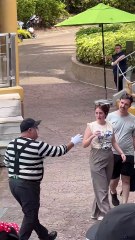 Tom did it again! - Tom the mime