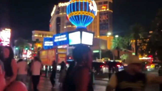 Video shows moments Youtuber Finny Da Legend shot by YouTuber SinCity-MannyWise outside Bellagio Fountains in Las Vegas