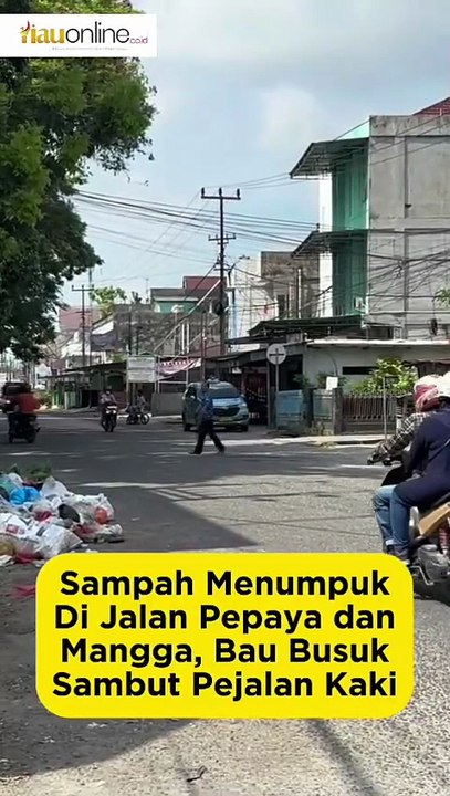 Sampah Menumpuk di Jalan Pepaya dan Mangga, Bau Busuk Sambut Pejalan Kaki