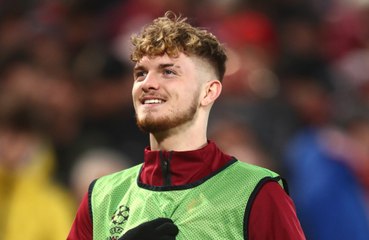 Harvey Elliott warns Liverpool he can't keep 'wasting years' on the bench