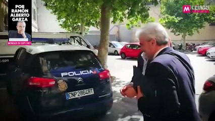 Gertz Manero, contra la pared