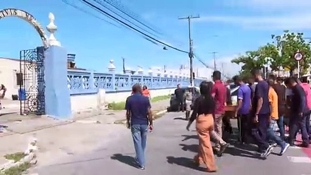 Vítima de major da PM é sepultado sob comoção nesta segunda-feira (09)