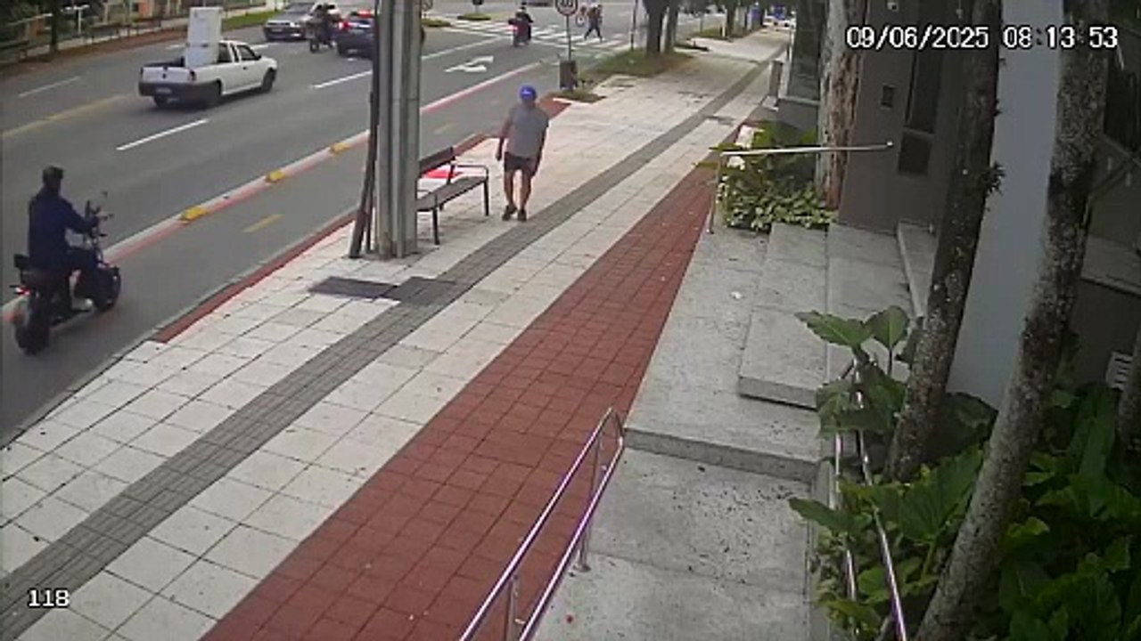 Vídeo mostra atropelamento em plena faixa de pedestres na Alameda Rio Branco, em Blumenau