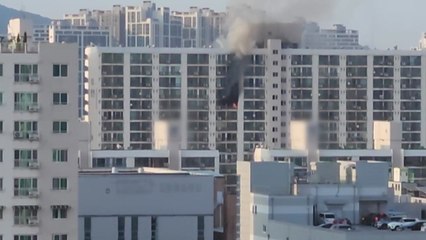 인천 부평구 아파트 15층에서 불...75명 대피 / YTN