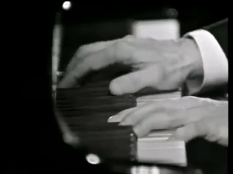 Beethoven 'Moonlight Sonata' (1 mvt.) by Claudio Arrau