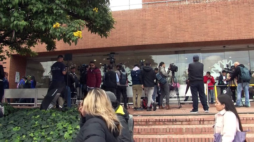 Segurança de senador baleado foi 'estranhamente reduzida' antes de atentado na Colômbia