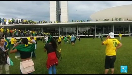 Exasesor de Bolsonaro confirma la existencia de acta para un "estado de sitio" en Brasil