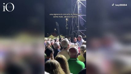 Al Bano canta per "rianimare" una fan svenuta e fa battuta sul peso: è polemica. Lui: «Era ironia»