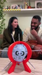 محمد سال يخطف الأنظار مع زوجته.. علاقتهم تجنن