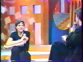 Johnny Hallyday - Archives FR3 Télé Caroline (18 Avril 1989)