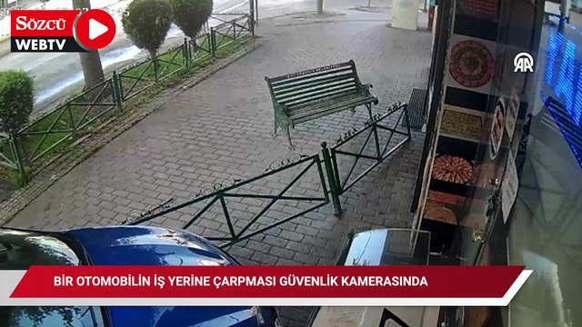 Eskişehir'de bir otomobilin iş yerine çarpması güvenlik kamerasında