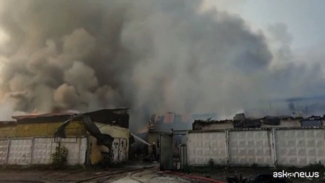 Ucraina, nuovo attacco russo. Kiev: colpito reparto maternità Odessa