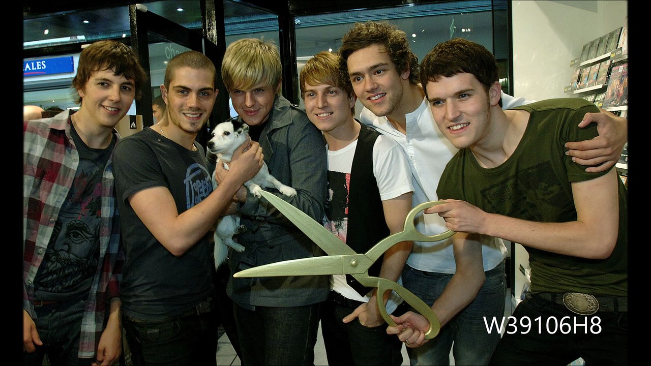 Scenes at HMV in Worthing when boy band Avenue...