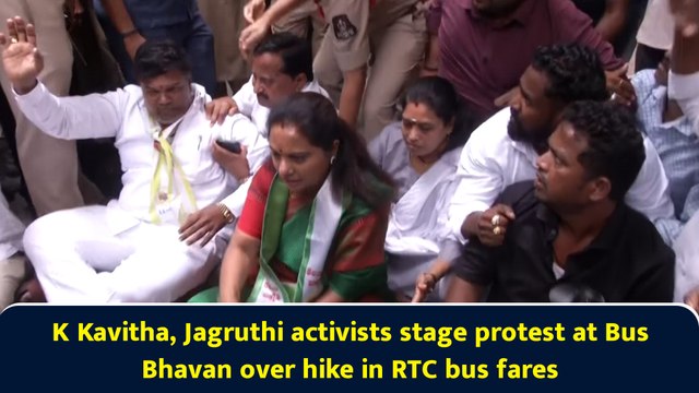 K Kavitha, Jagruthi activists stage protest at Bus Bhavan over hike in RTC bus fares