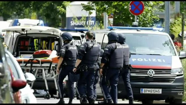 Sparatoria in una scuola a Graz, in Austria: diversi morti e feriti