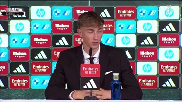 Huijsen: Es el mejor día de mi vida