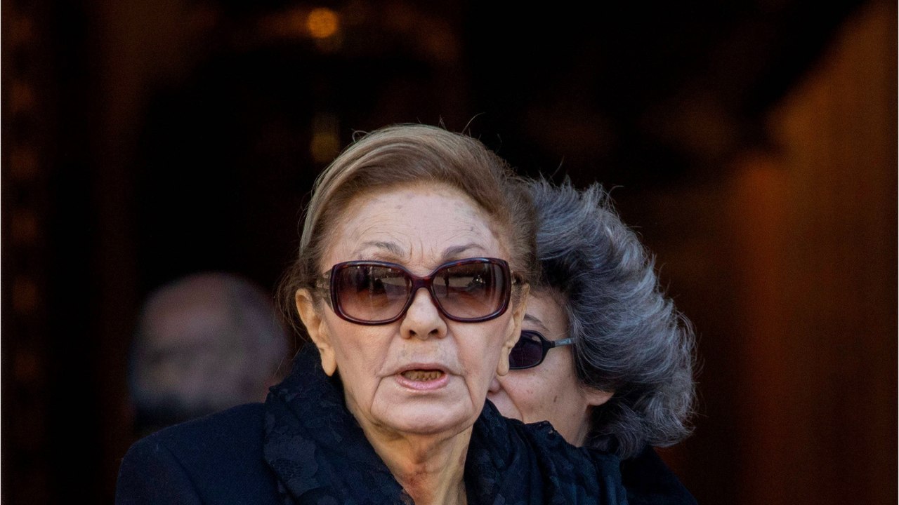 Exilée depuis 46 ans, l’impératrice Farah Diba fait un retour remarqué pour une joyeuse occasion