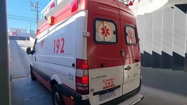 Motociclista atira contra trabalhadores no Centro e vítima baleada pede ajuda na Policlínica