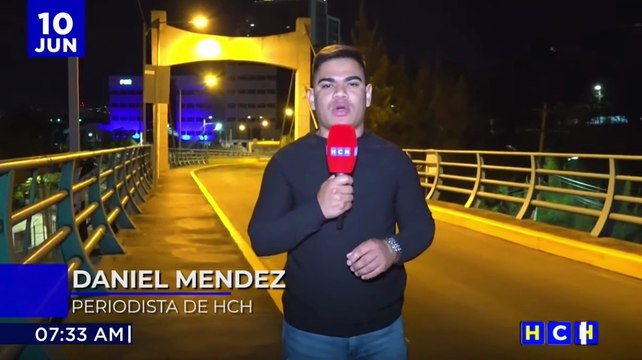 Terminó «encunetado» tras capearse motociclista que invadió su carril, esto y más en la Móvil de Emergencia TGU