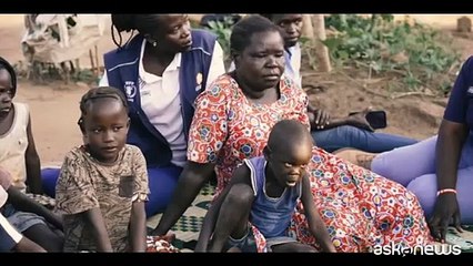 Il docufilm "Lo sguardo dell'altro": Alessio Boni in Uganda