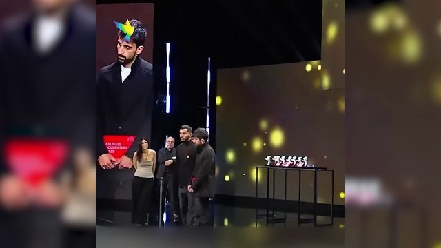 Los ganadores palestinos e israelíes de la Berlinale instan a Alemania a dejar de enviar armas a Israel .