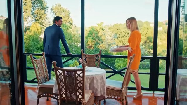 07. Estado Civil: Complicado (Iliski Durumu: Karisik), en español